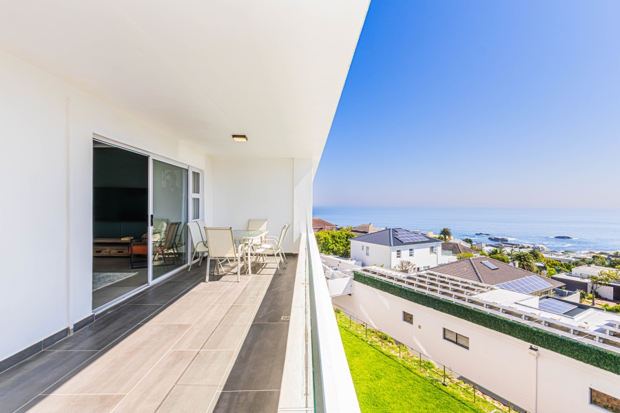 To Let 2 Bedroom Property for Rent in Camps Bay Western Cape
